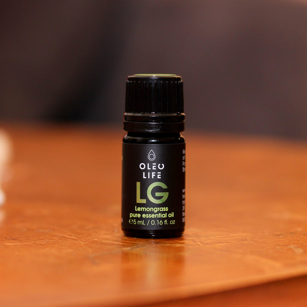 Organic Lemongrass Essential Oil